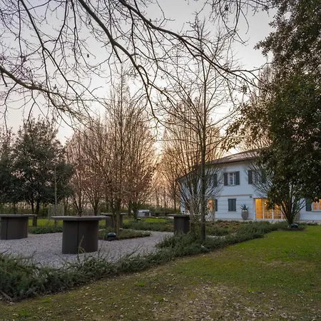 Maison Et Jardin