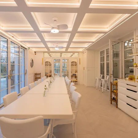 Resort Maison Et Jardin