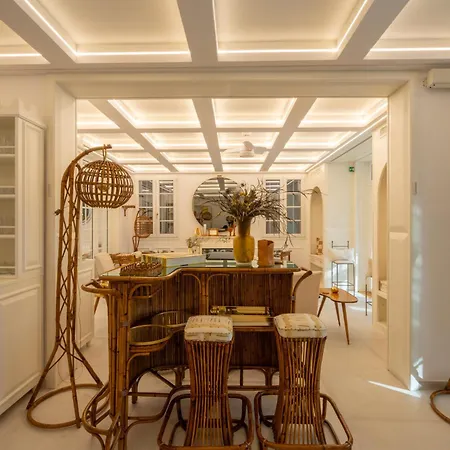 Maison Et Jardin Resort *