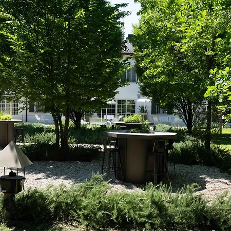 Maison Et Jardin